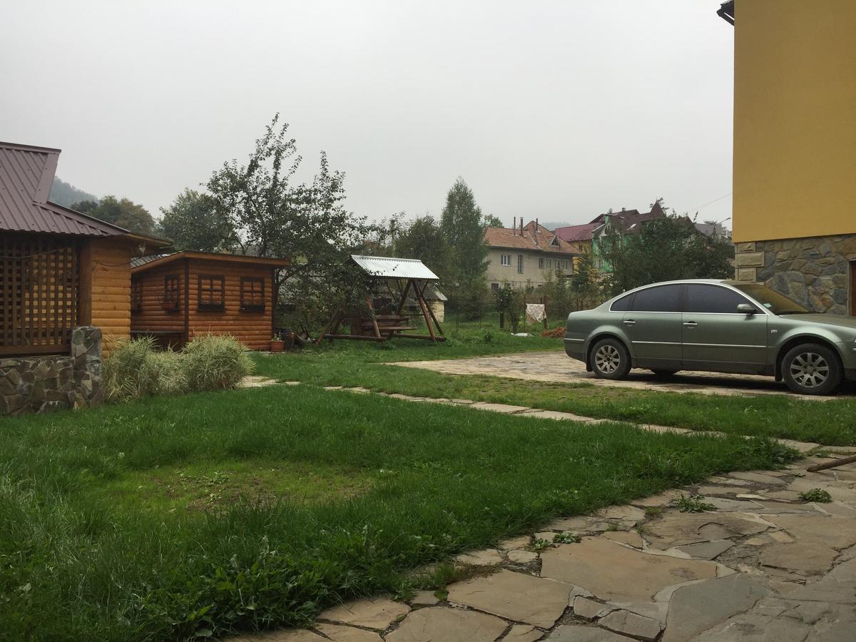 Lodge Pryvatna Svitanok Yaremche